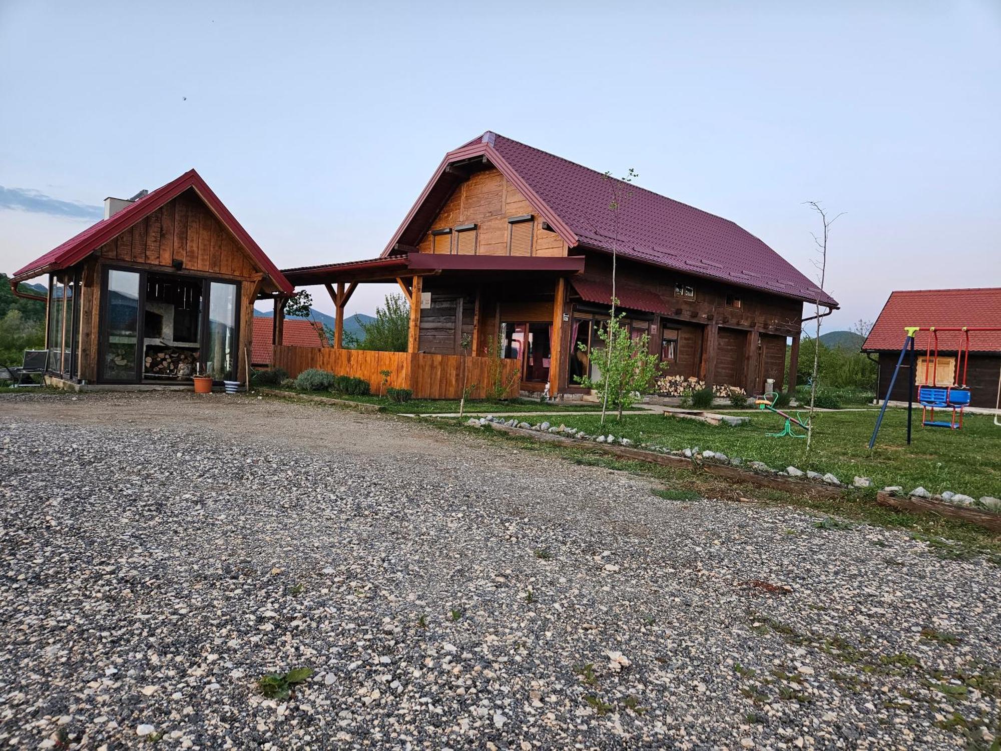 Ruralna Kuca Za Odmor Lika Villa Lovinac  Ngoại thất bức ảnh