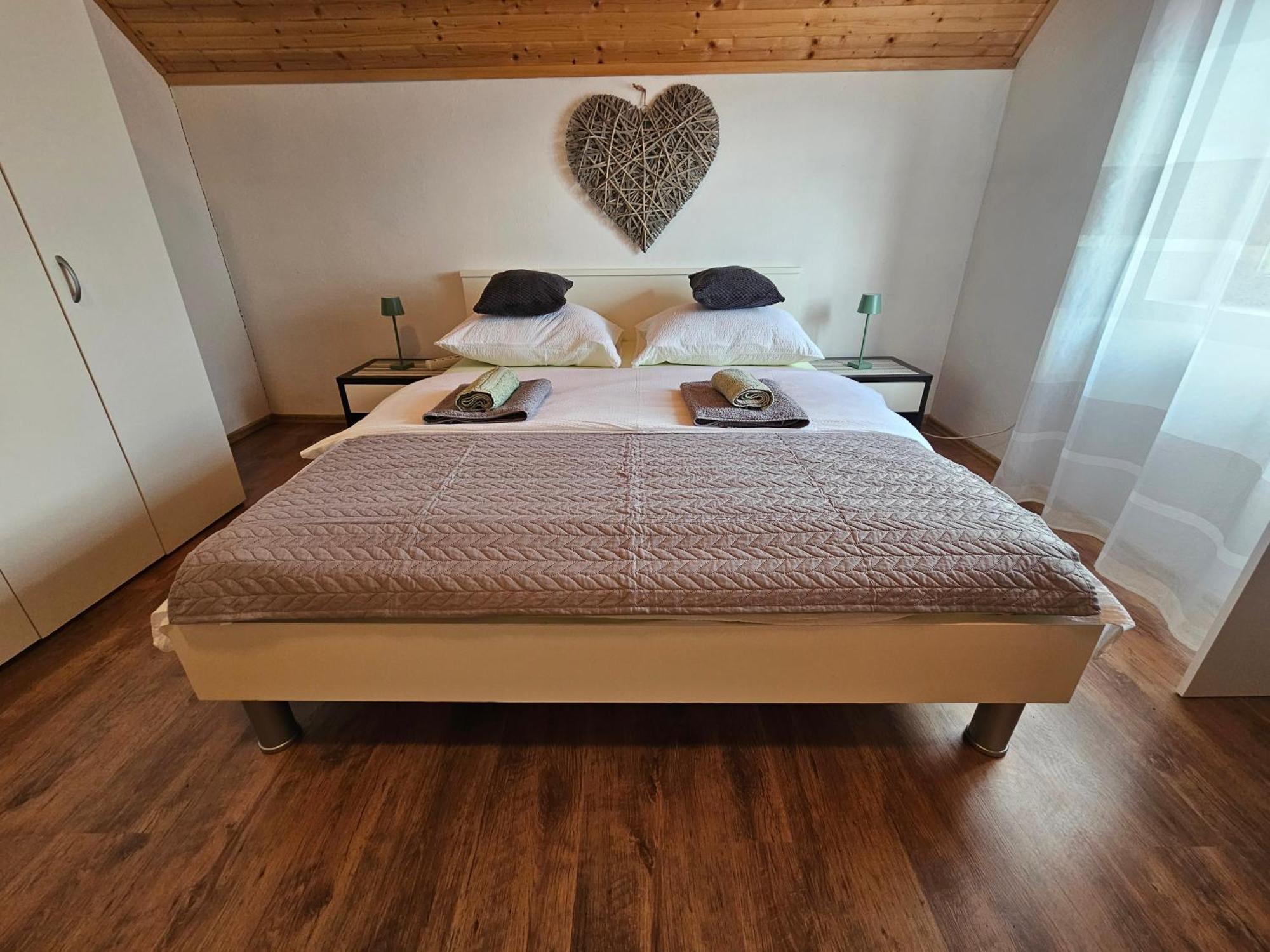 Ruralna Kuca Za Odmor Lika Villa Lovinac  Ngoại thất bức ảnh