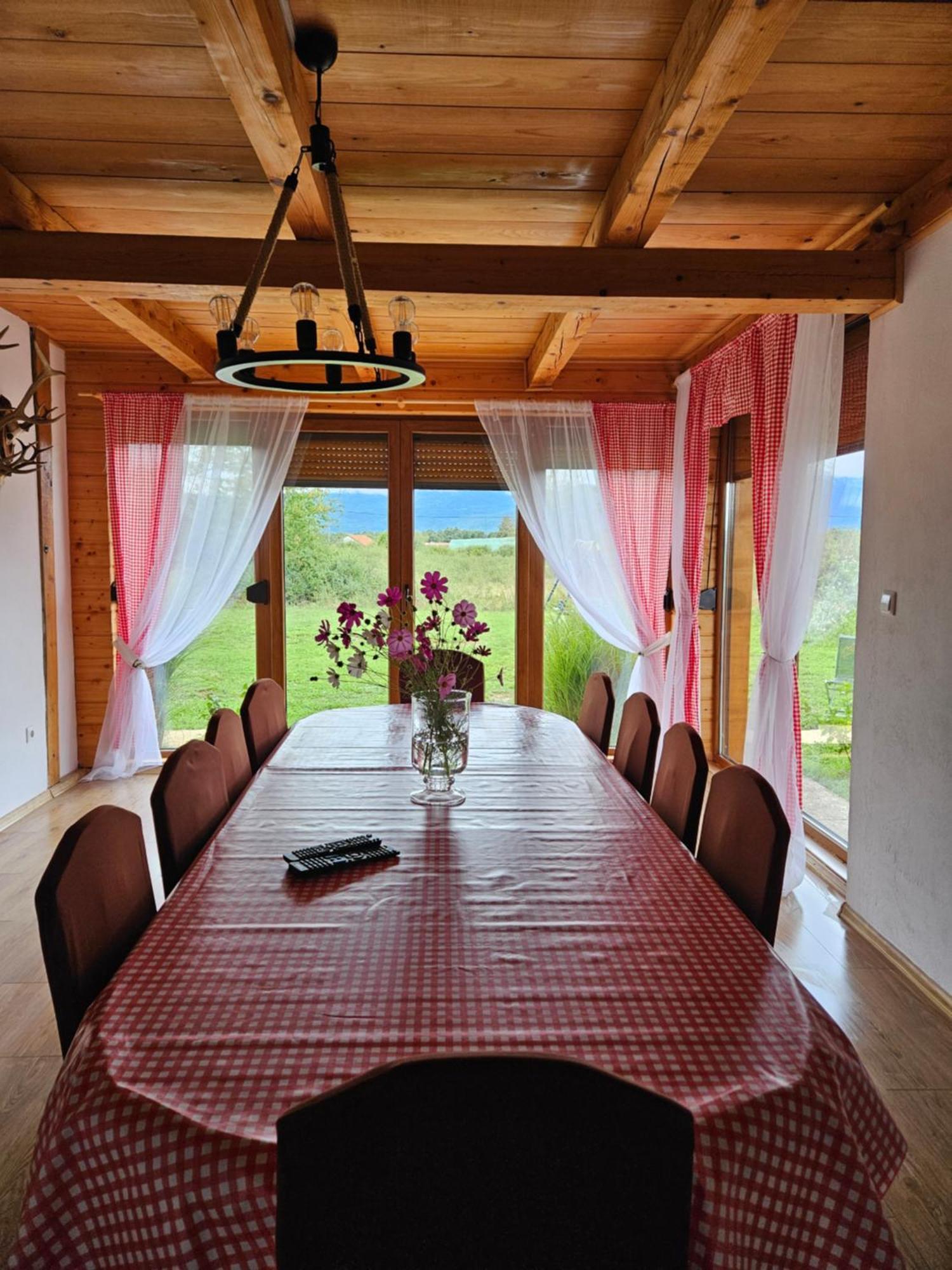 Ruralna Kuca Za Odmor Lika Villa Lovinac  Ngoại thất bức ảnh
