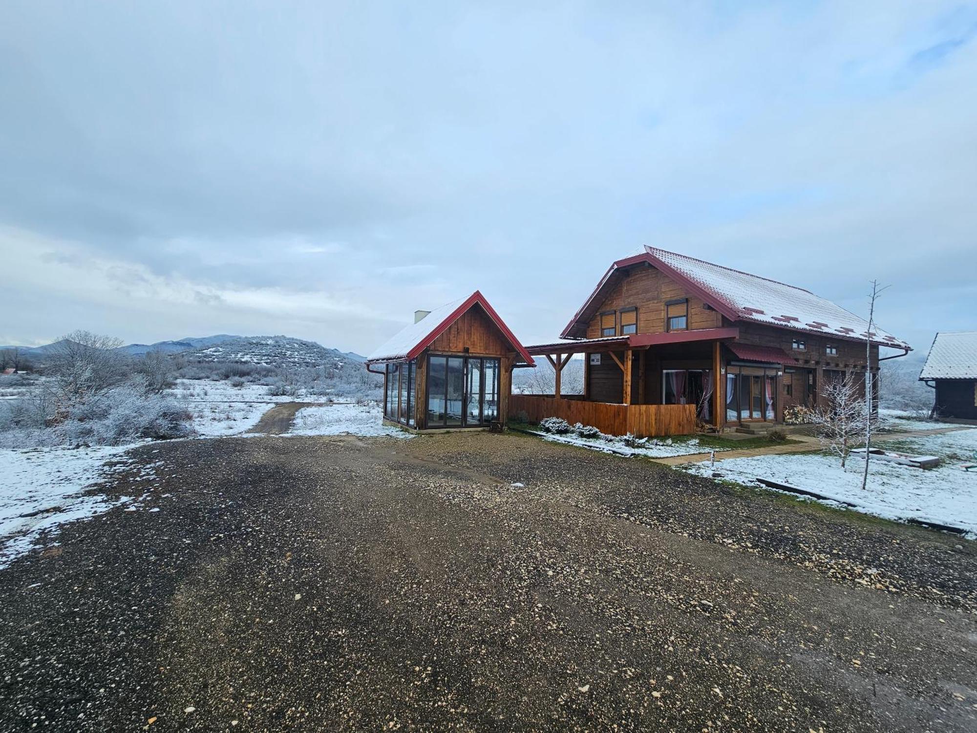 Ruralna Kuca Za Odmor Lika Villa Lovinac  Ngoại thất bức ảnh