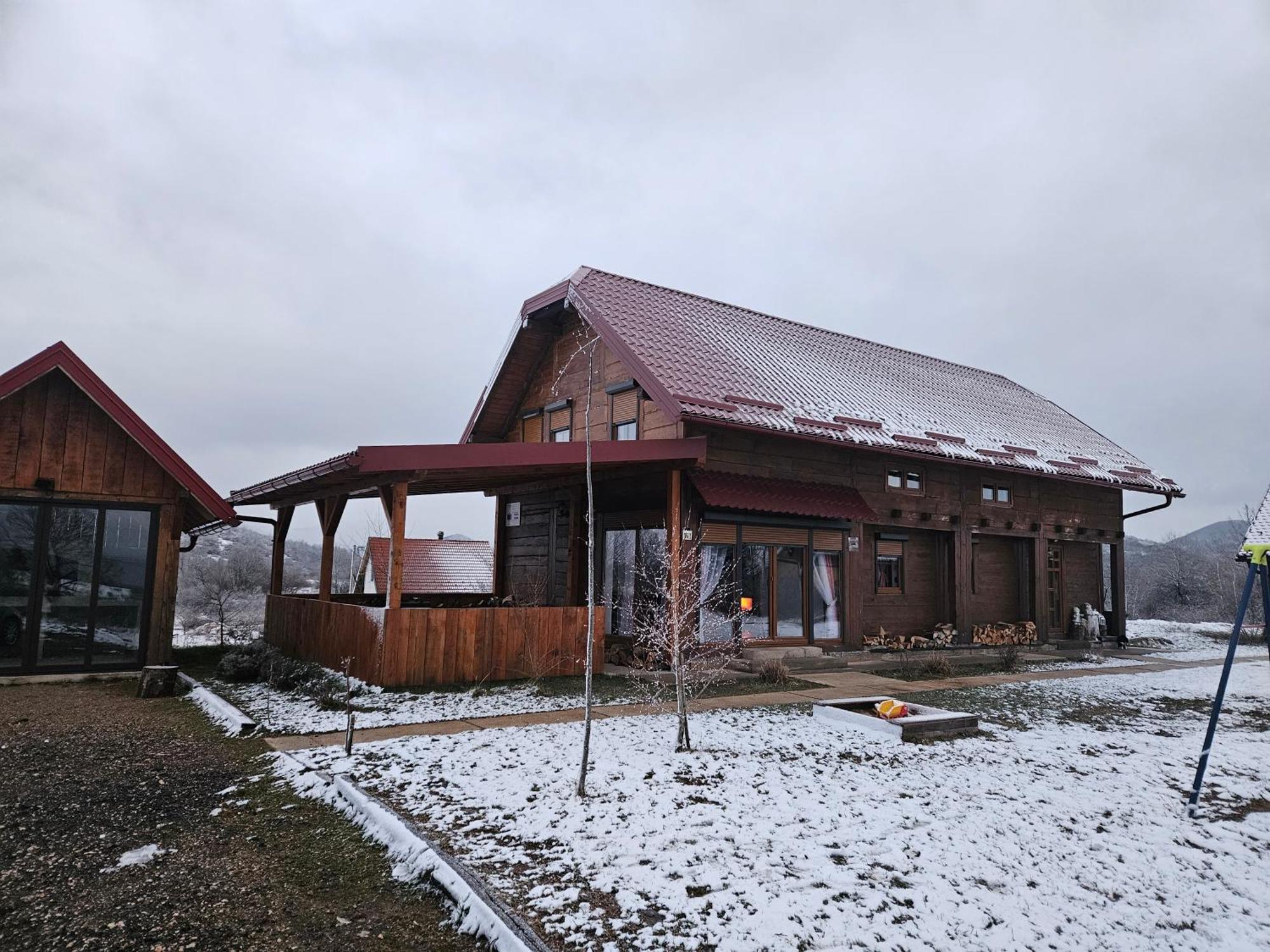Ruralna Kuca Za Odmor Lika Villa Lovinac  Ngoại thất bức ảnh